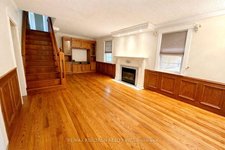 Property Photo:  2430 King Road  ON L7B 1J7 