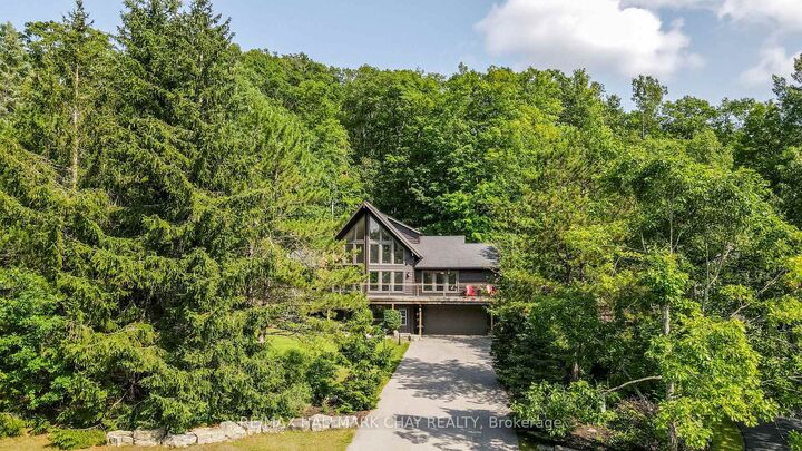 Property Photo: 46 Pine Ridge Trail ON L4M 4Y8