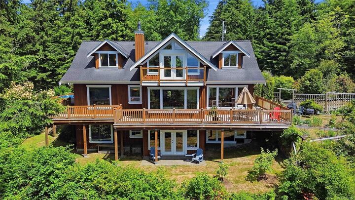 Property Photo: 4570 Otter Point Pl BC V9Z 0K5