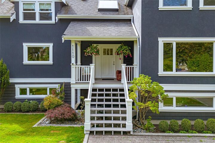 Property Photo: 1110 Newport Ave BC V8S 5E4
