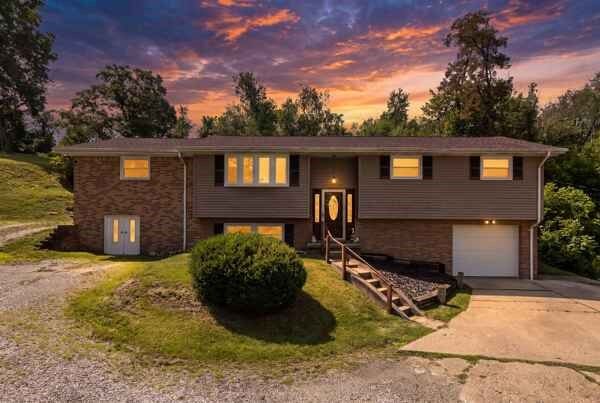 Property Photo:  25 Liberty Ave  PA 15021 