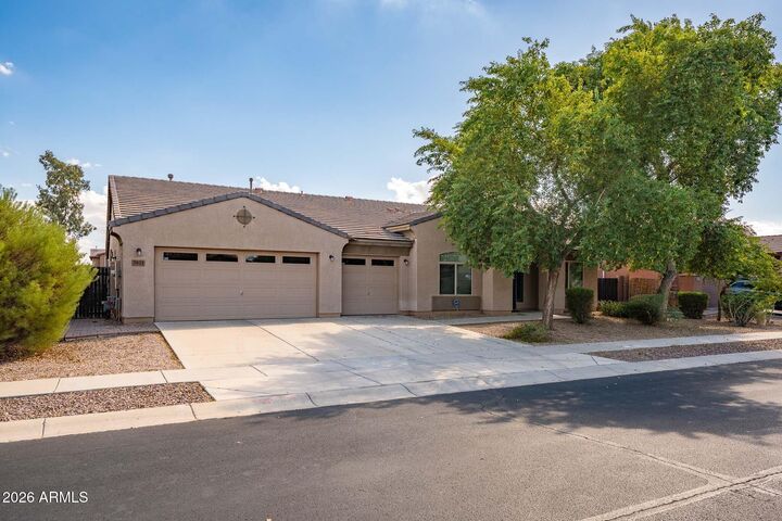 Property Photo: 7621 W Peck Drive AZ 85303