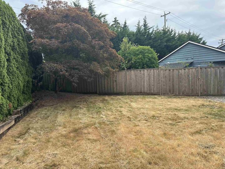 Property Photo: 8371 Lunen Road BC V6Y 2X1