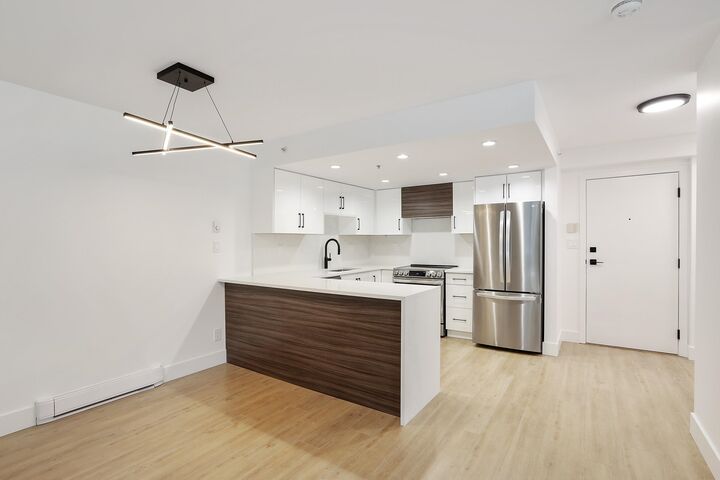Property Photo:  929 Homer Street  BC V6B 2W6 