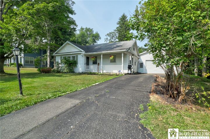 Property Photo:  318 Maplecrest Avenue  NY 14750 