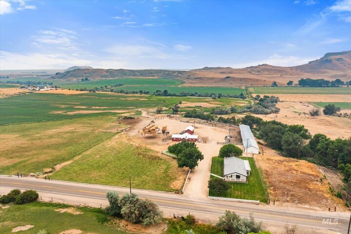 Property Photo:  2283 Canyon Rd S  ID 83641 