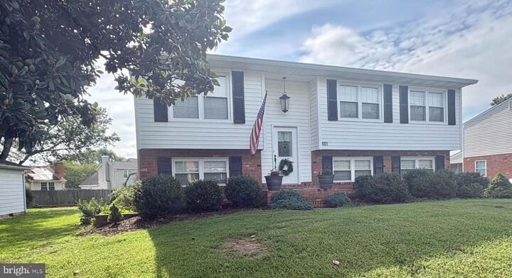 Property Photo:  801 Kilarney Drive  VA 22407 