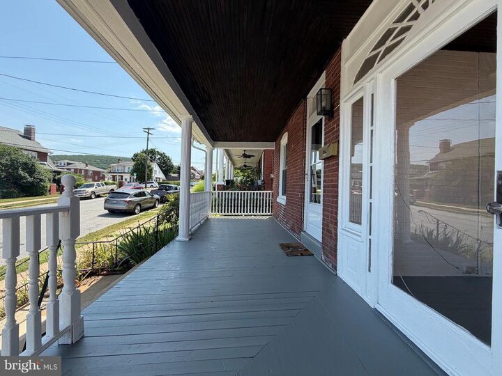Property Photo: 122 Arlington Street PA 19611
