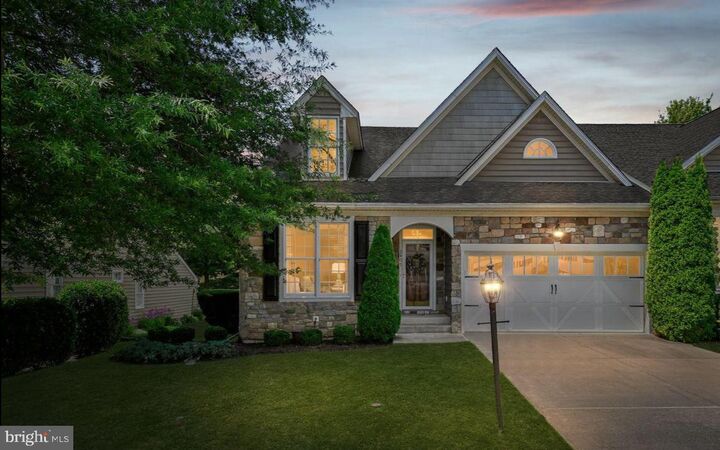 Property Photo:  2407 Grand Oaks Court 28  MD 21009 