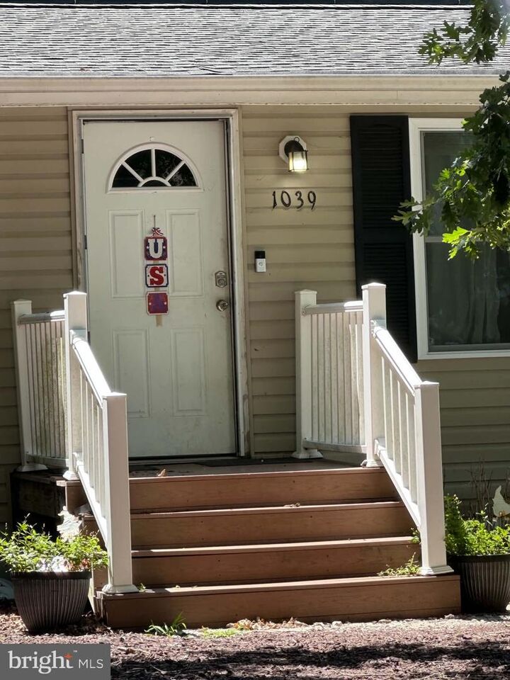 Property Photo:  1039 Clearwater Avenue  NJ 08050 