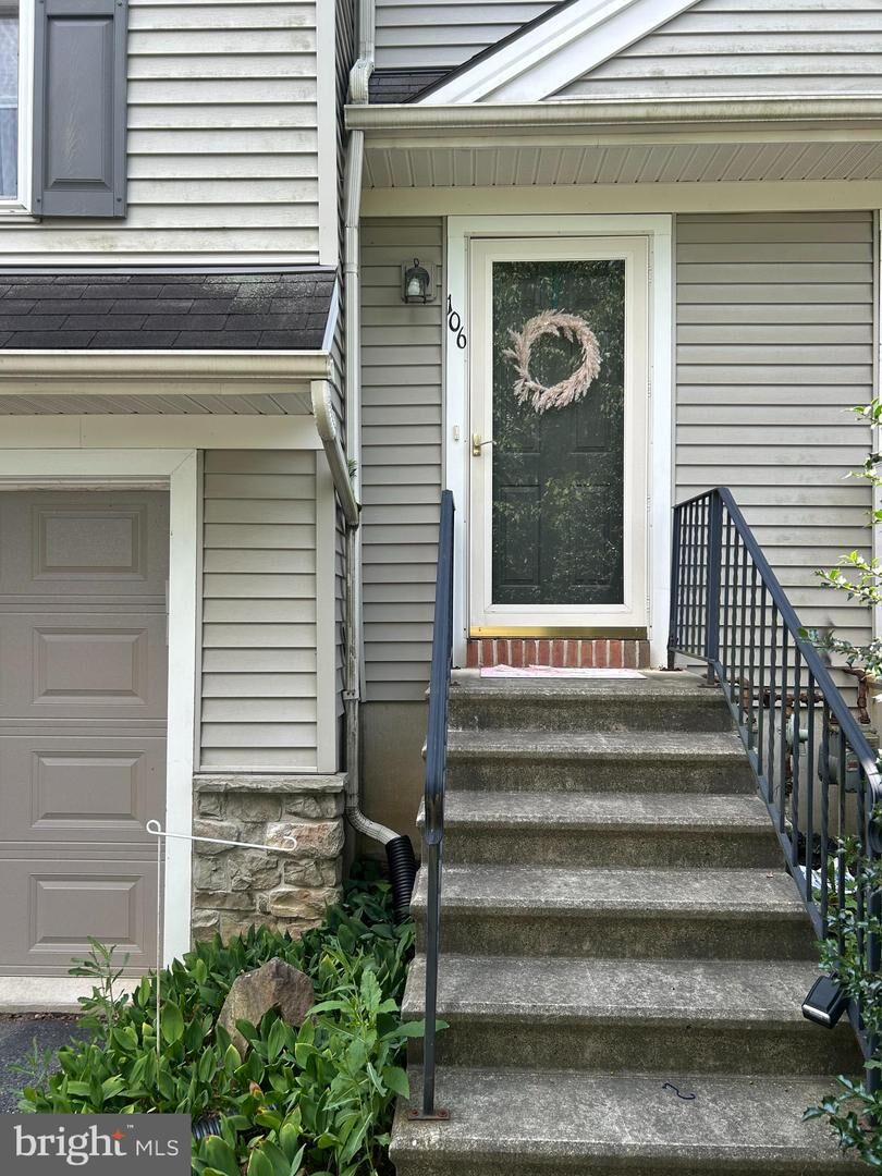 Property Photo: 106 Banyan Circle Drive PA 17603