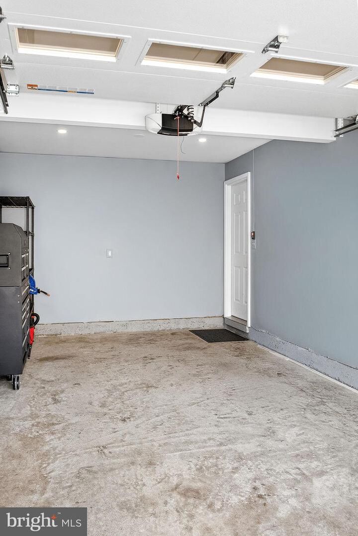 Property Photo:  627 Springhouse Square SE  VA 20175 