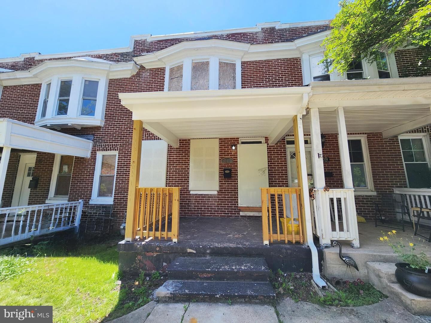 Property Photo:  711 Belle Terre Avenue  MD 21218 