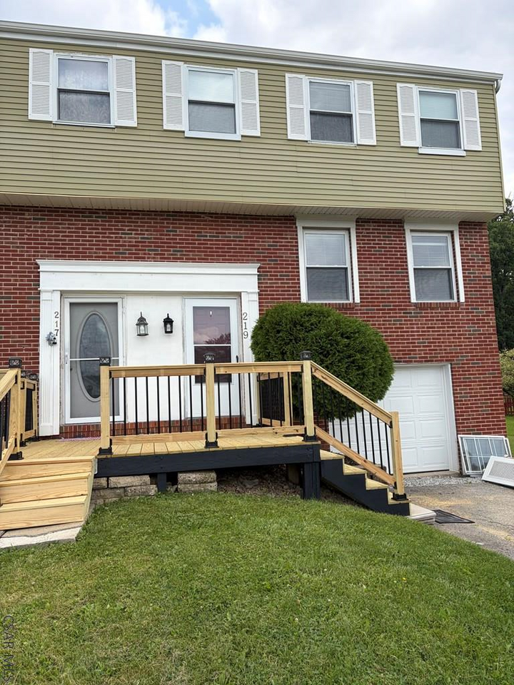 Property Photo: 219 Marietta PA 15904