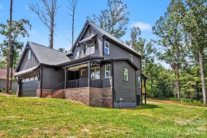 Property Photo:  3159 Timber Run Lane  NC 28650 