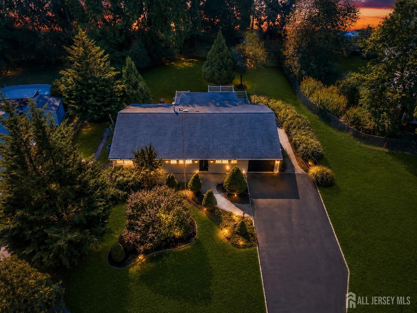 Property Photo:  3 Delsey Road  NJ 08824 