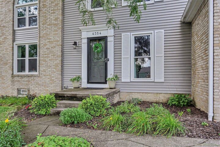 Property Photo:  4354 Big Sky Court  OH 43230 