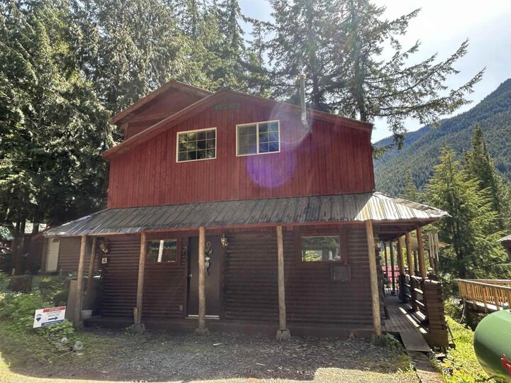 H80 Huckleberry Road — photo 1
