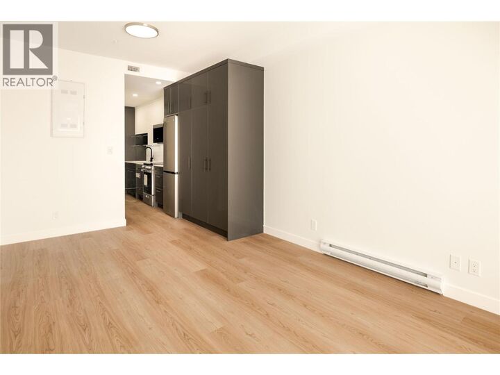 Property Photo:  1380 Pridham Avenue 415  BC V1Y 6B5 