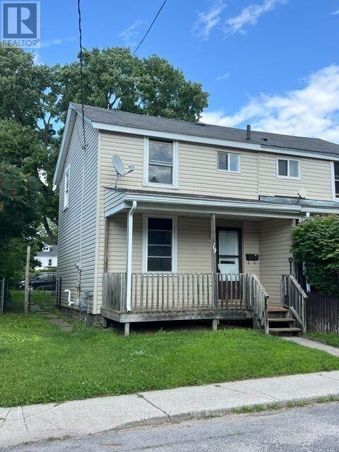 Property Photo:  19 Daniel Street  ON K6V 4Z4 