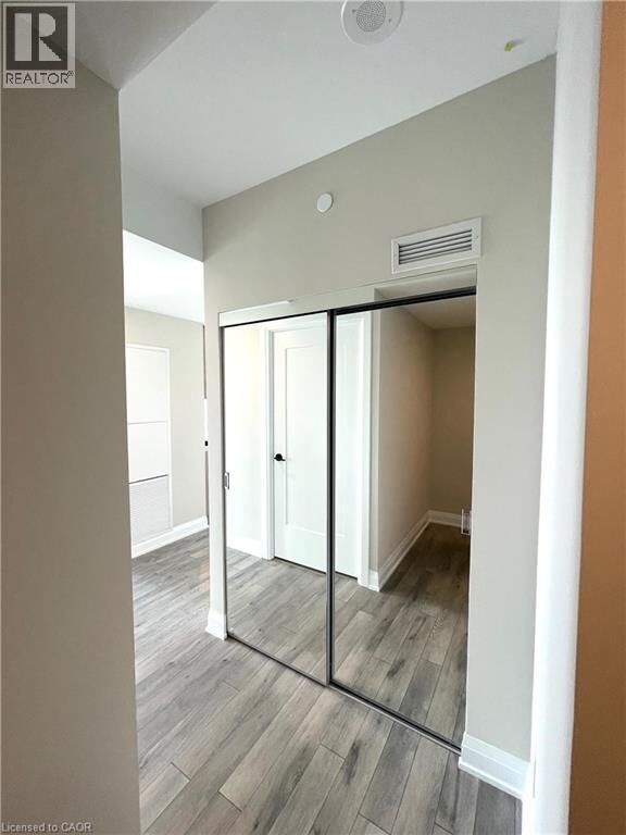 Property Photo:  15 Skyridge Drive 3009  ON L6P 4S3 