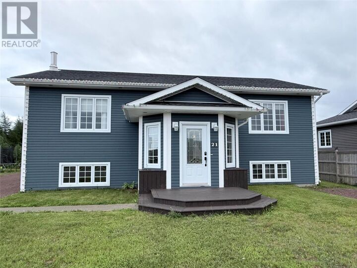 21 Smith Drive — photo 1