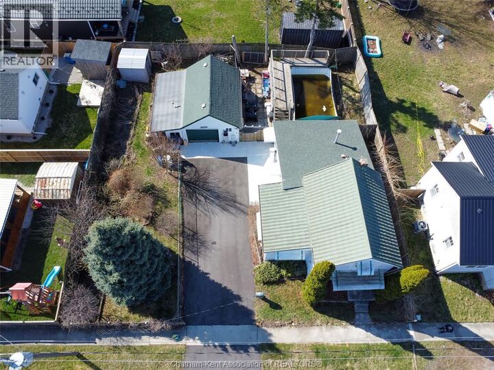 Property Photo:  145 Jeanne Street  ON N8A 3J5 