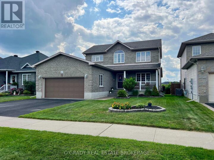 Property Photo:  1004 Crestwood Drive  ON K6V 7N1 