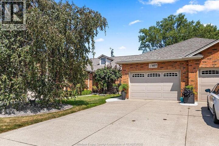 Property Photo:  407 Lenore St  ON N8L 0P3 