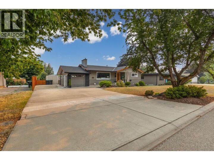 Property Photo:  1906 23 Avenue  BC V1T 1J1 