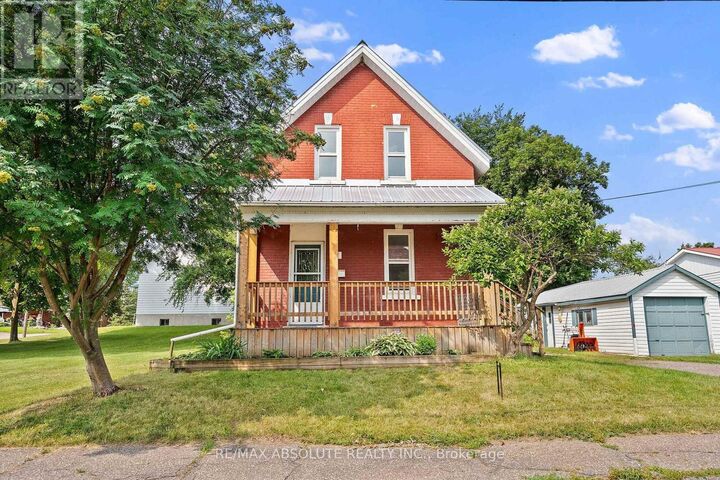 11 Gould Street — photo 1