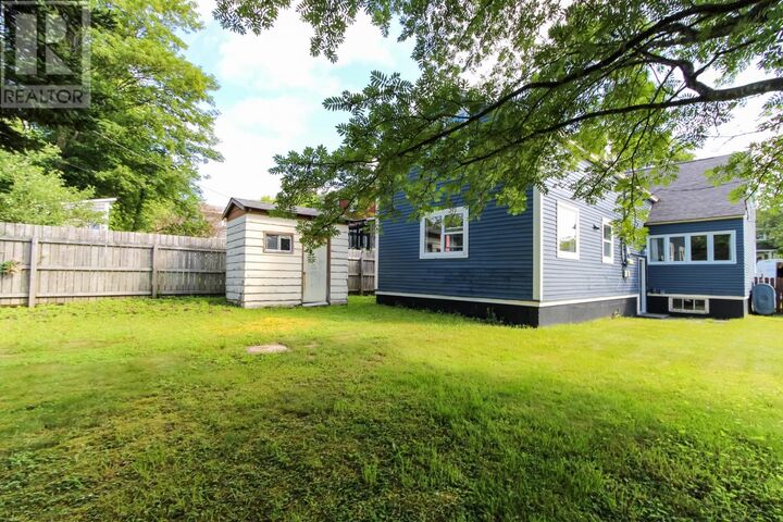 Property Photo: 1 Stoneyhouse Street NL A1B 2T5