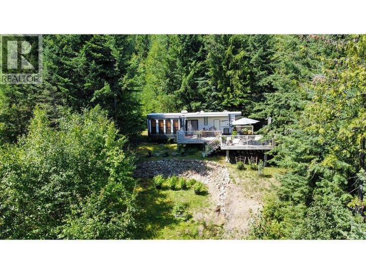 Property Photo:  6240 Lake Street  BC V0G 1M0 