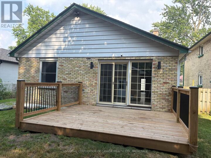 Property Photo:  97 Chesley Avenue  ON N5Z 2C3 