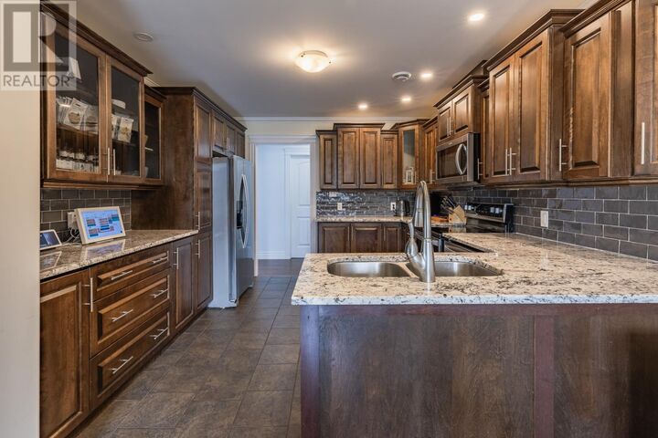 Property Photo:  11 Hann Crescent  NL A2H 0B2 