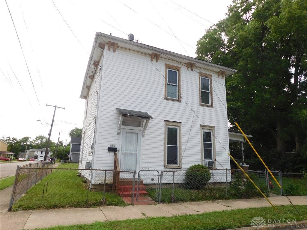 Property Photo:  606 1/2 Mason Street  OH 45503 
