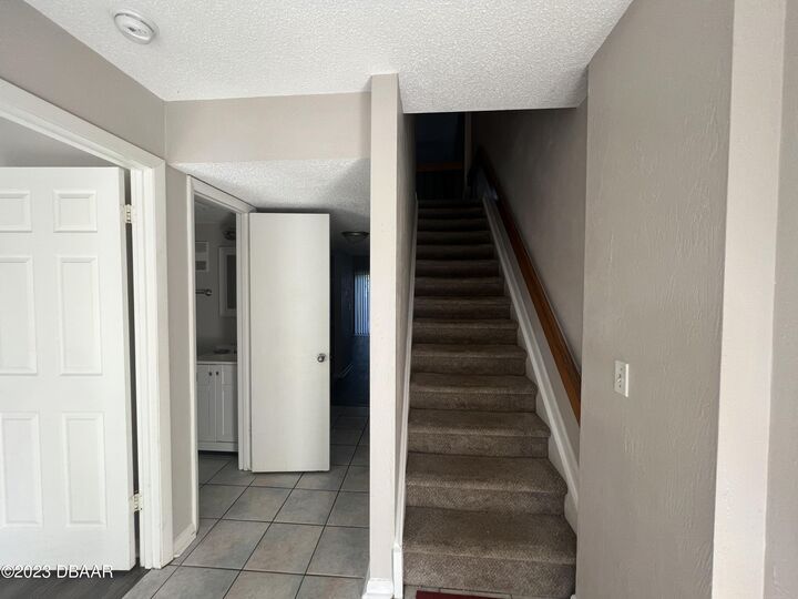 Property Photo:  16 Oakwood Park  FL 32174 
