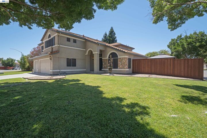 Property Photo:  2179 Carol Ann Dr  CA 95377 