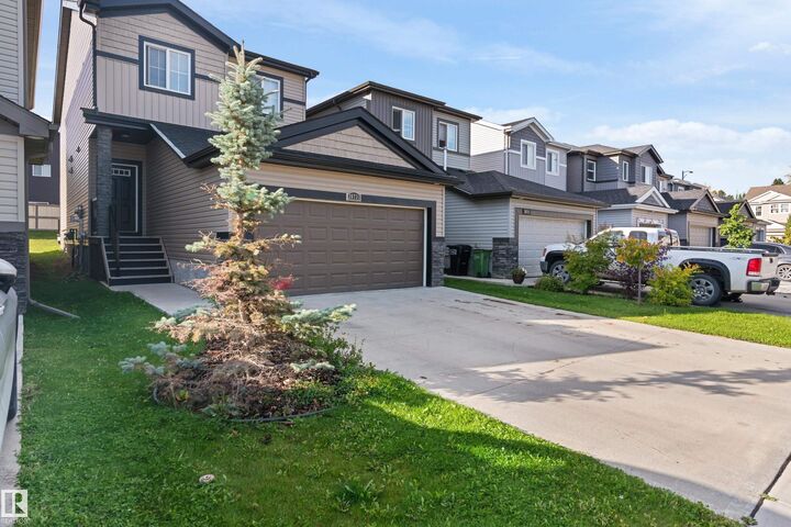 Property Photo: 20731 99 Avenue NW AB T5T 7G3