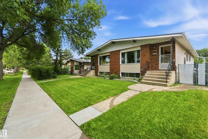 Property Photo:  12015,12017 85 Street NW  AB T5B 3G4 