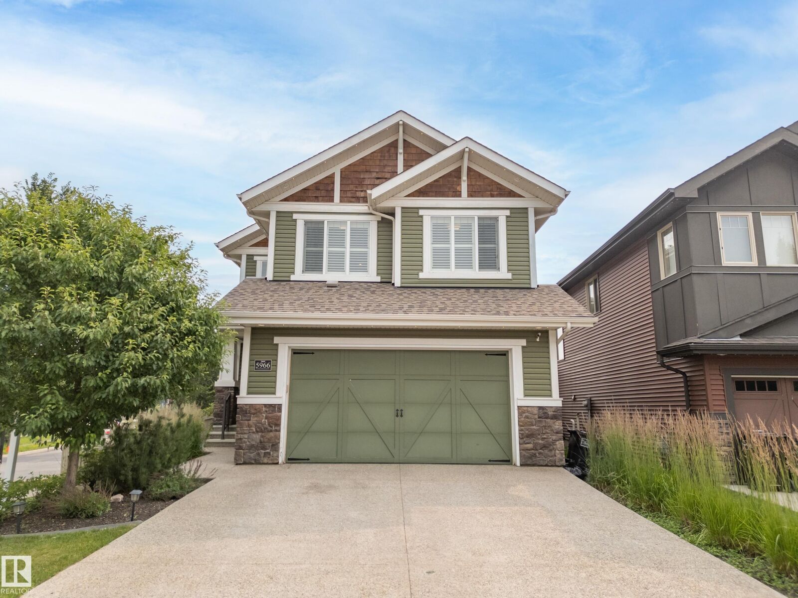 Photo de la propriété: 5966 Edmonds Crescent NW AB T6M 0N9