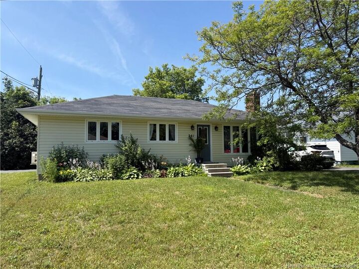 261 Heath Court — photo 1