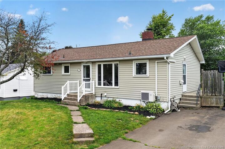 47 Willowbend Drive — photo 1