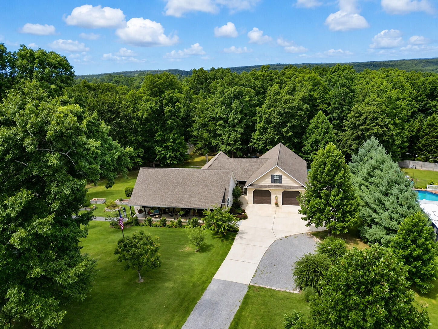 Property Photo: 472 Beaver Drive GA 30752