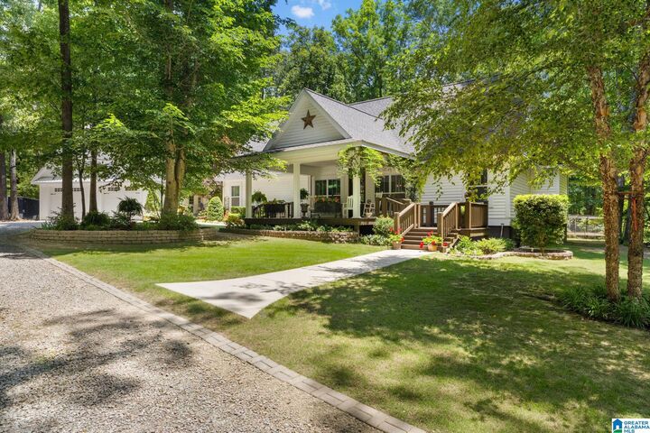 Property Photo:  6870 County Road 437  AL 35053 