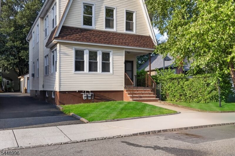 Property Photo:  1 Hazel Ave  NJ 07052 