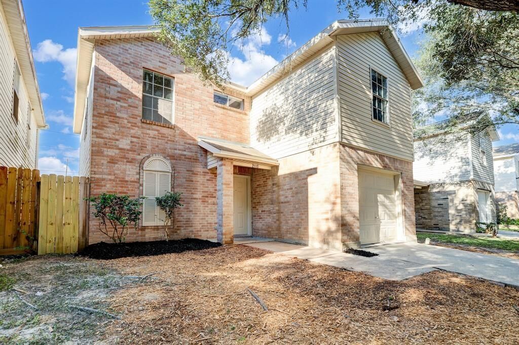 Property Photo: 2113 Whittier Drive TX 77032