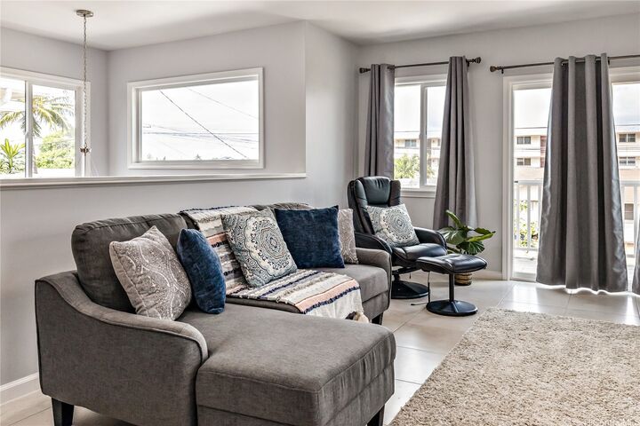 Property Photo: 91-837 Moneha Place HI 96706