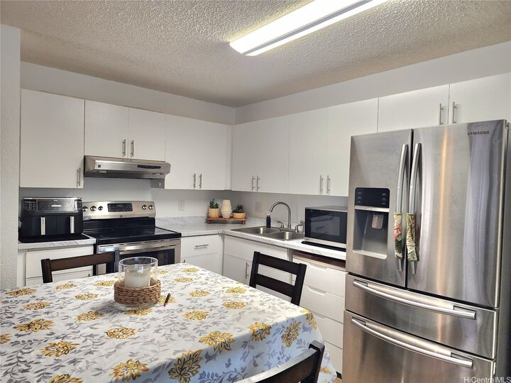 Property Photo:  91-1071 Oaniani Street 7B  HI 96707 