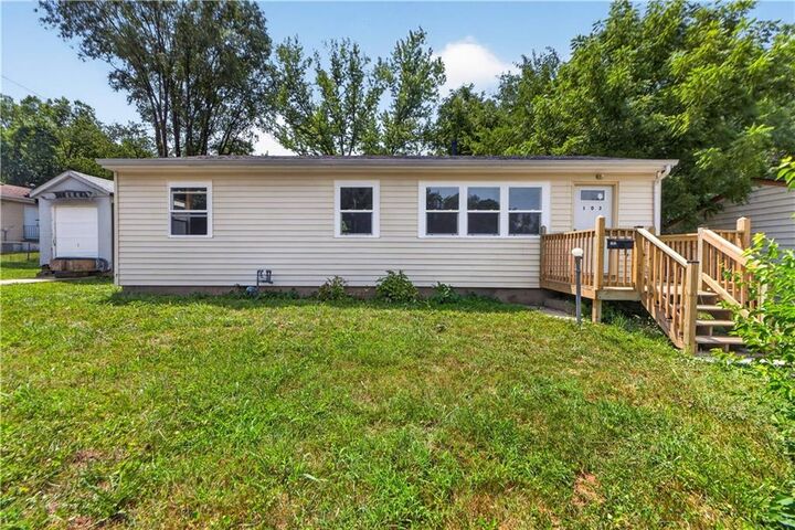 Property Photo:  103 Berton Road  MO 64024 